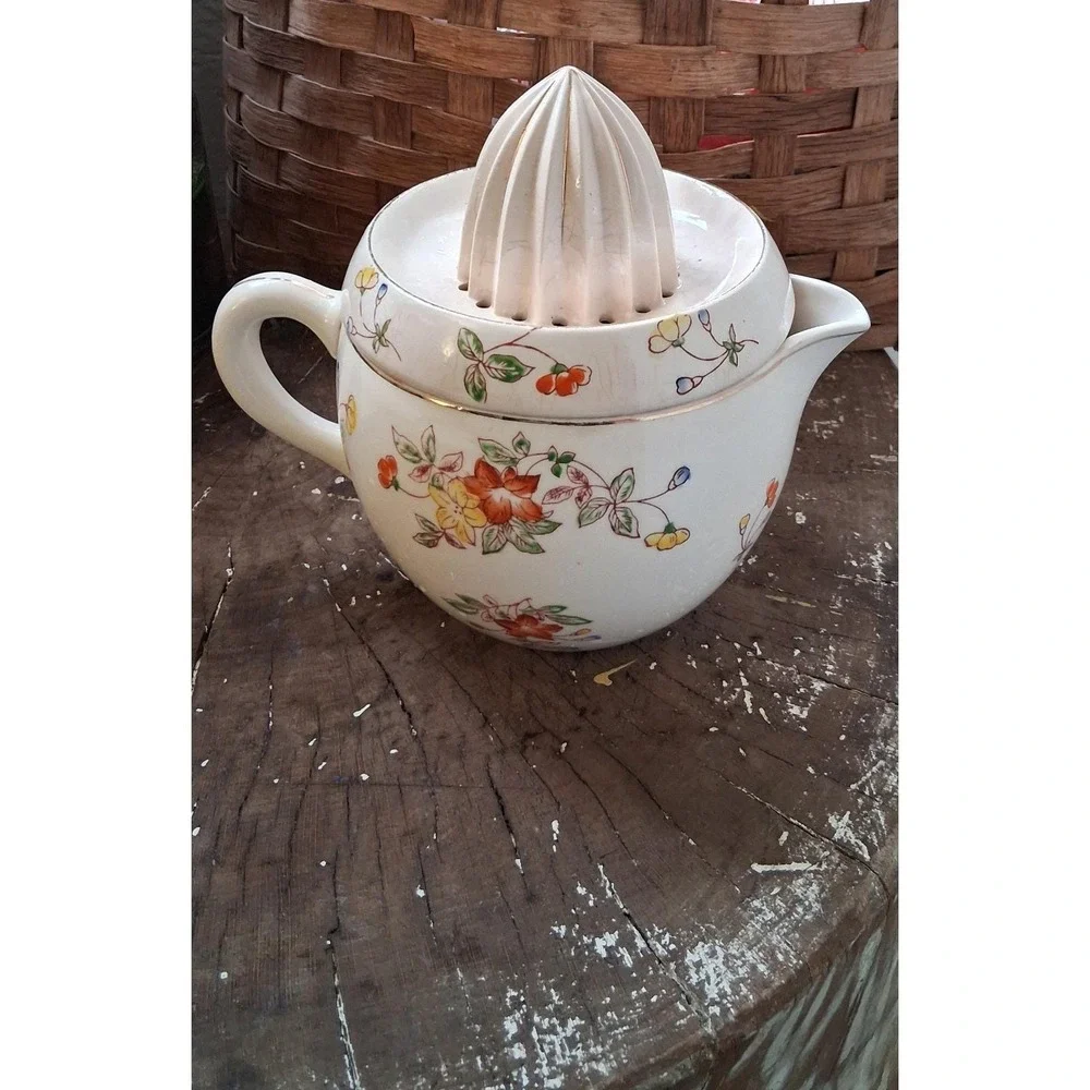 Vintage Large 2 Piece Porcelain Flowered Hand Juicer/ Spout & Handle Japan 1920s